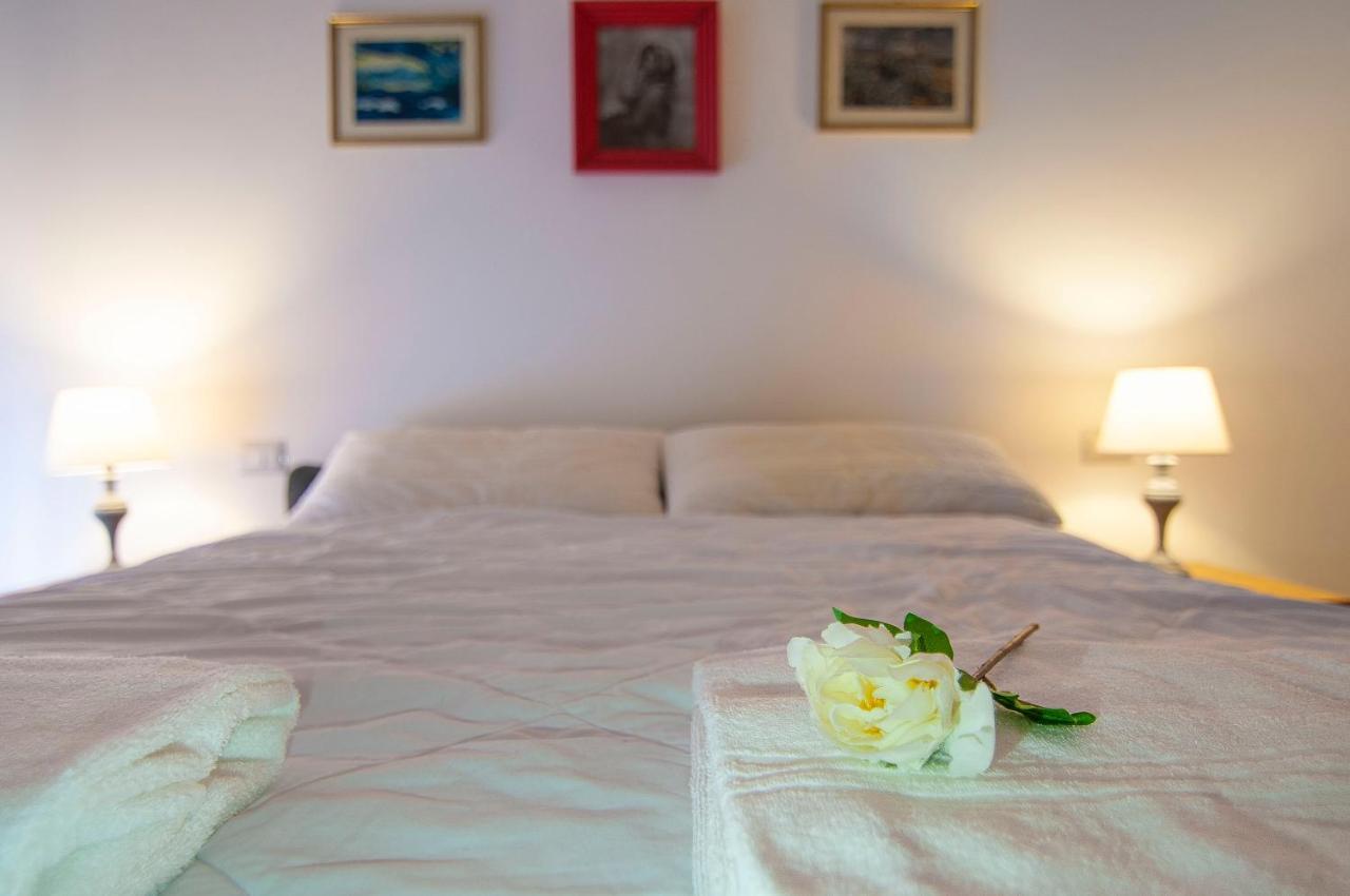Maffeihouse 5 Min To Hospital Apartment Верона Екстериор снимка